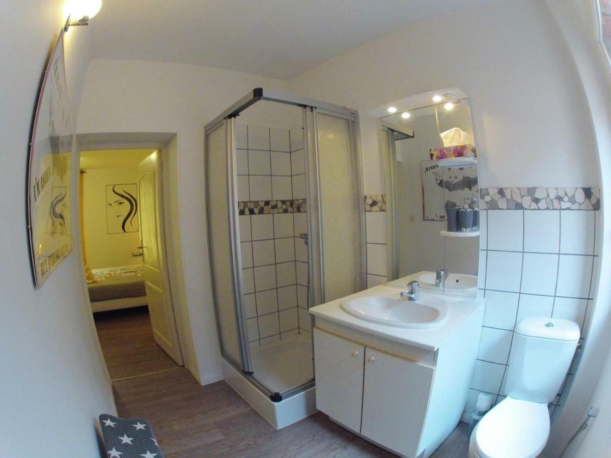 Alex Guest House Dozule Bagian luar foto