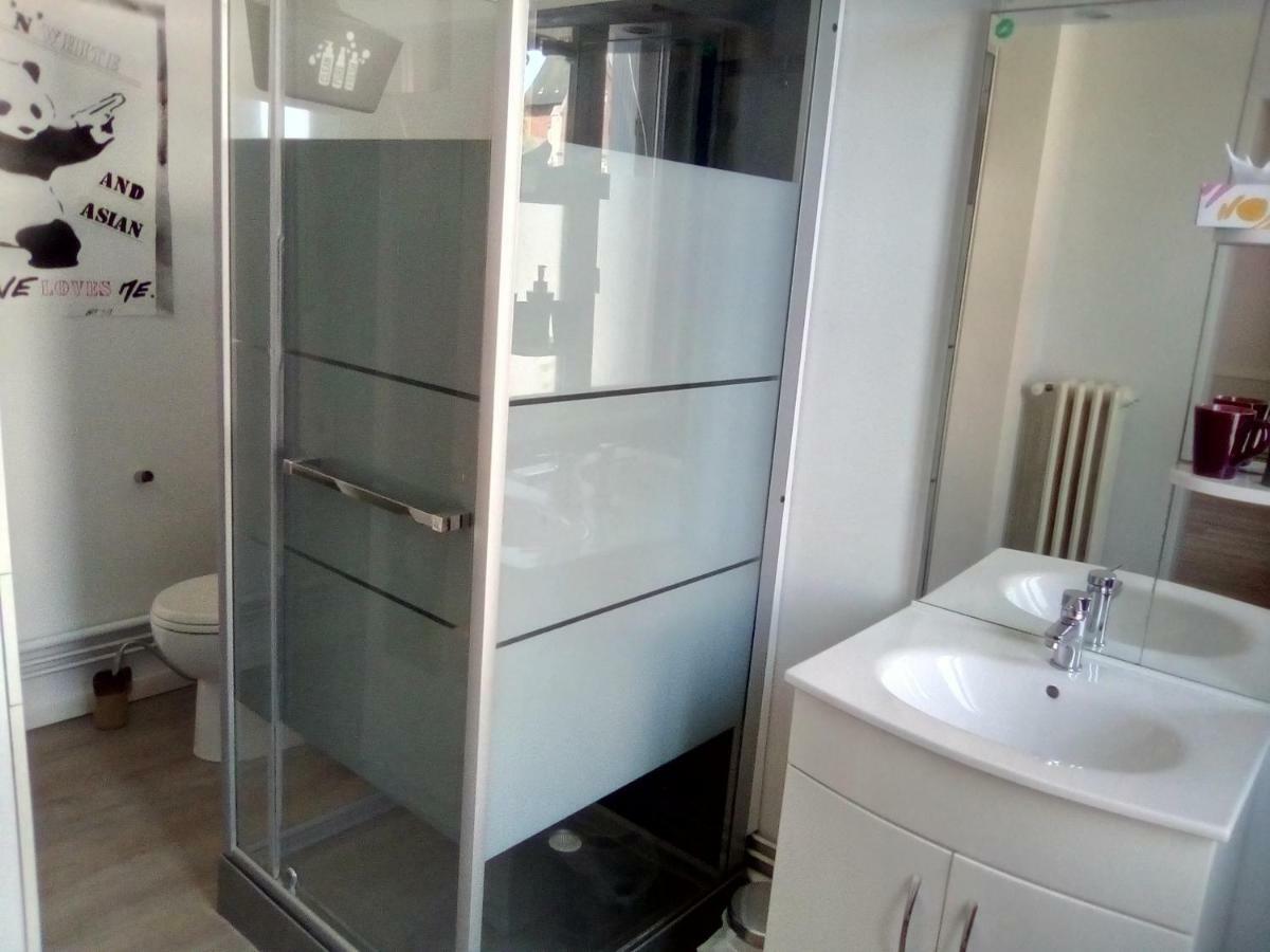 Alex Guest House Dozule Bagian luar foto